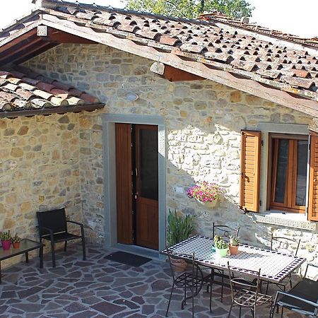 Agriturismo Mandrioli Pratovecchio Eksteriør billede