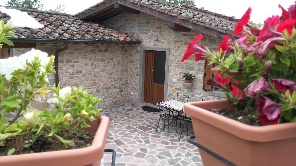 Agriturismo Mandrioli Pratovecchio Eksteriør billede